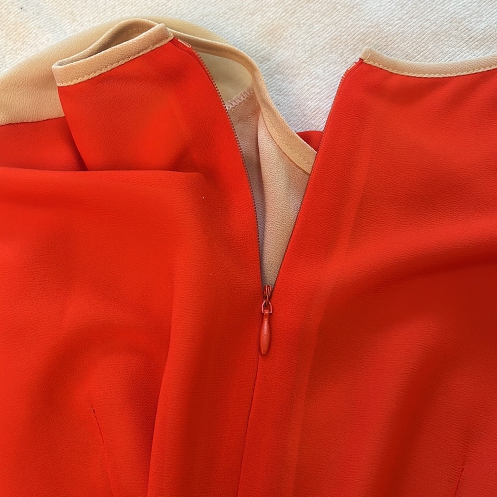 Dress - Picture 7 of 7